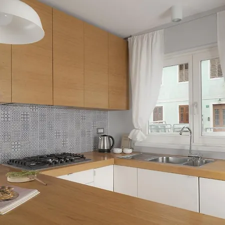 Elegant, Cosy And Quiet, Just 1 Min To Amphiteatre Appartement Pula
